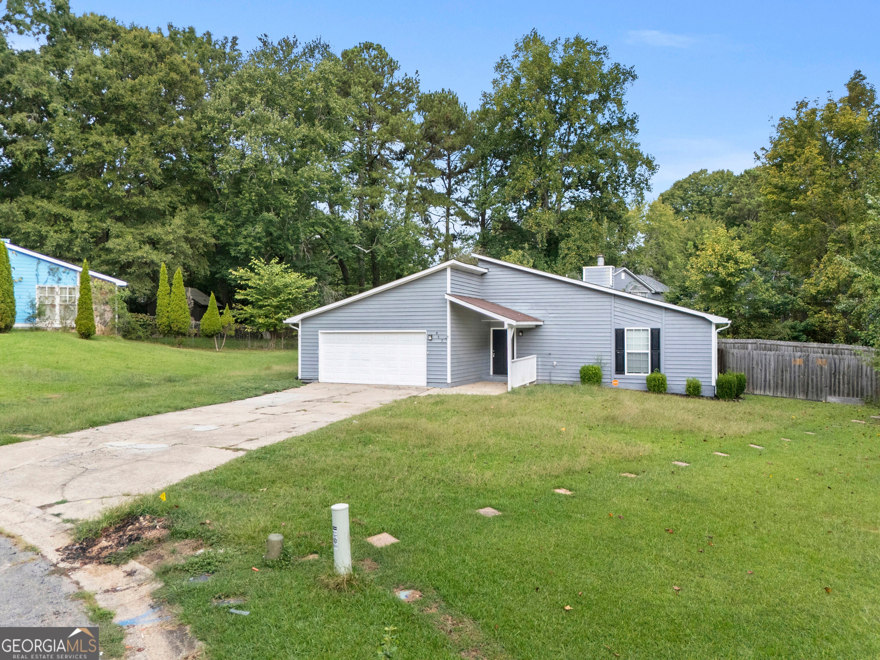 465 Cedar CT