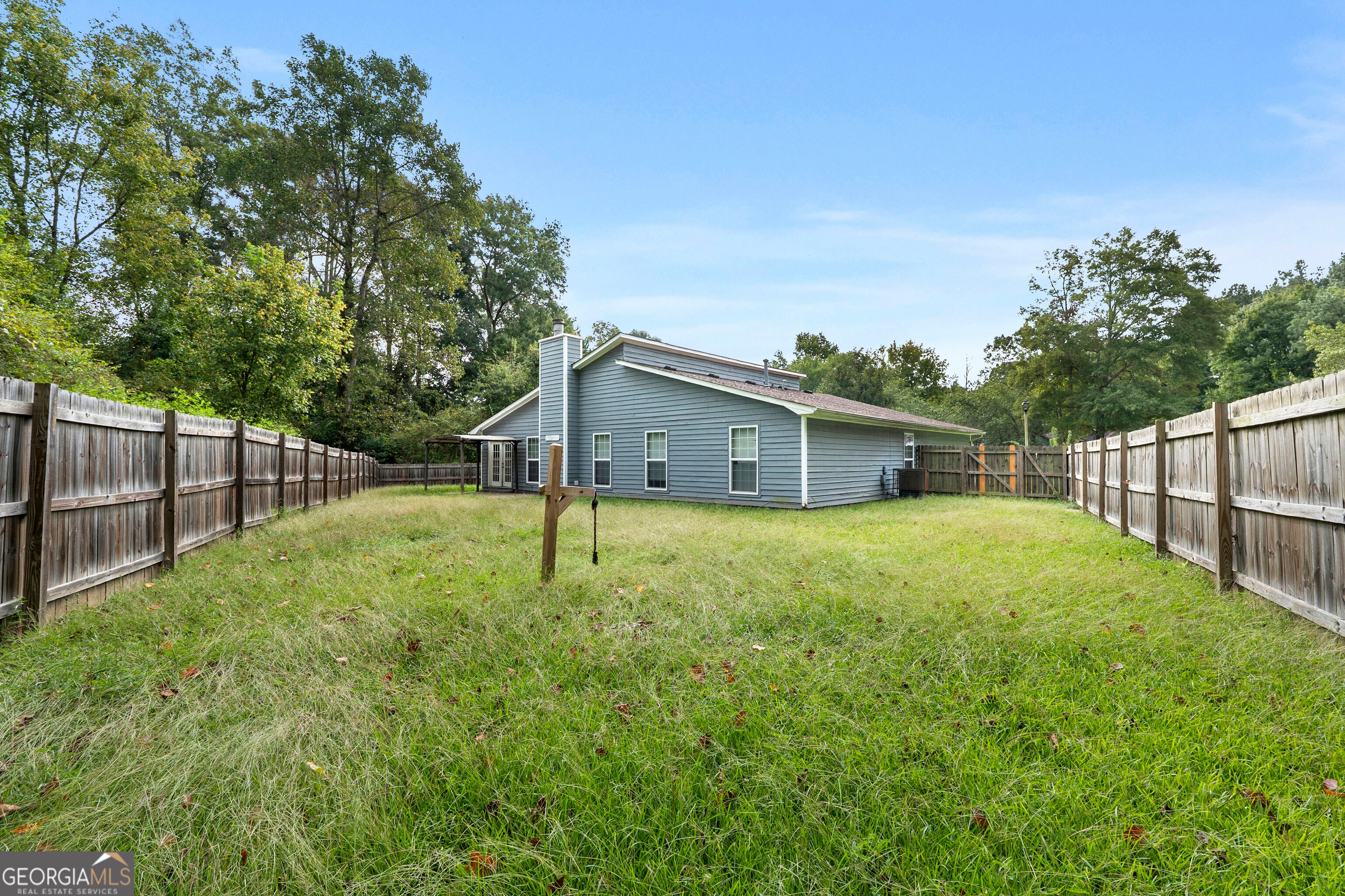 465 Cedar CT