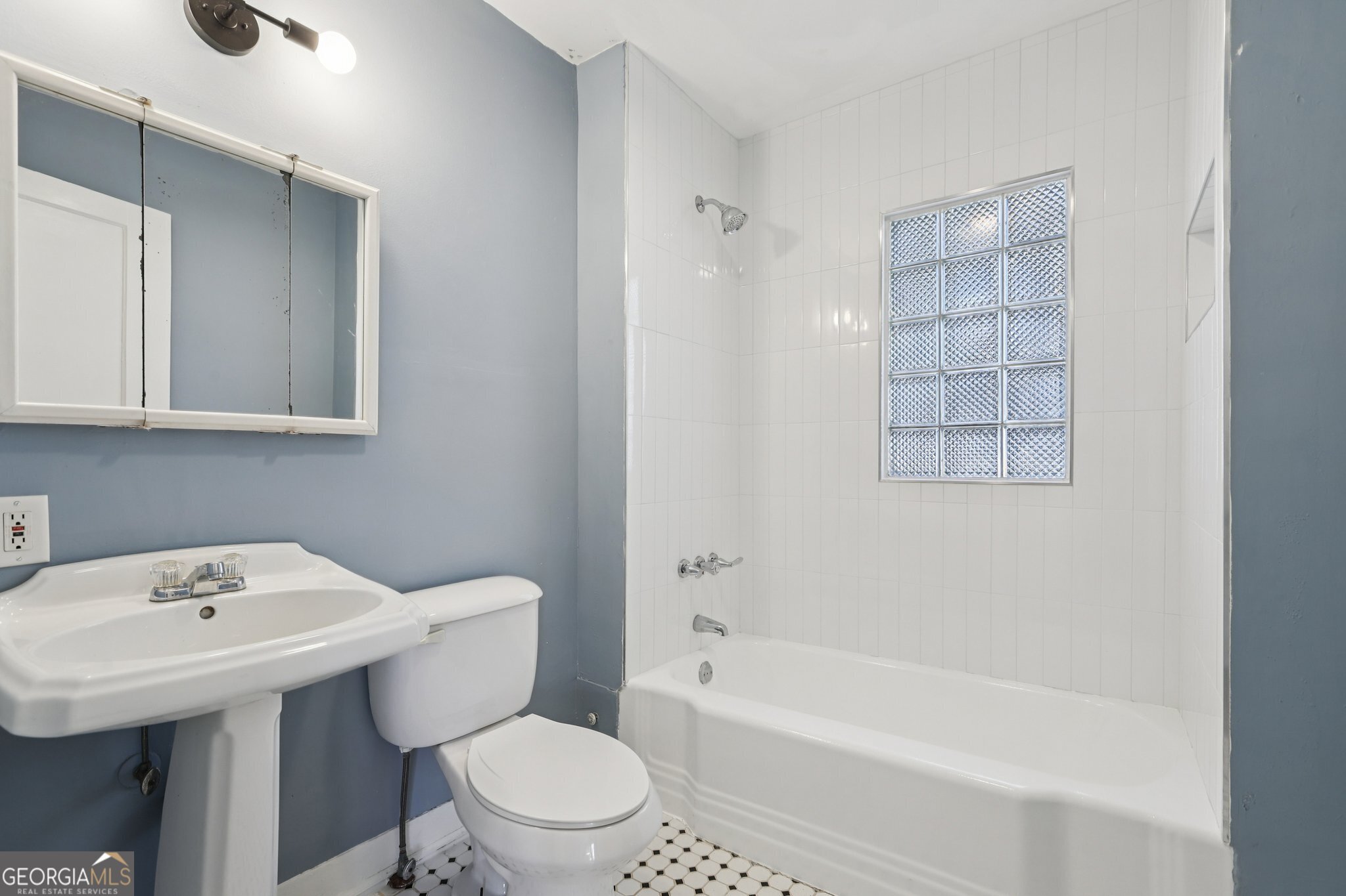 Colonial Hills - Residential