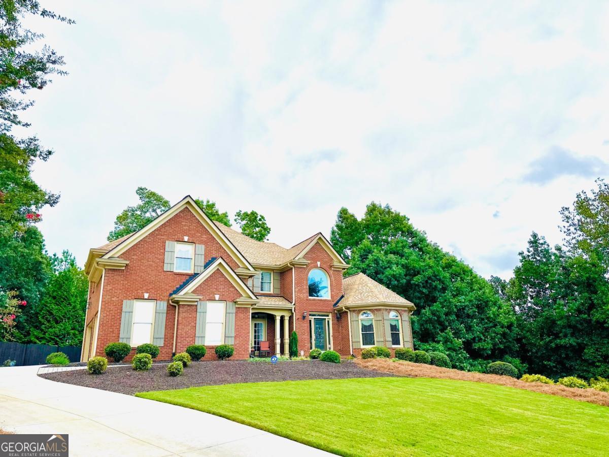 1020 Grace CT