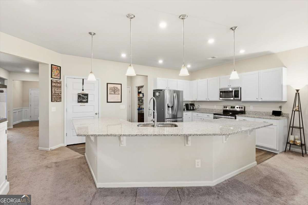 11 Rambling Oaks DR NE