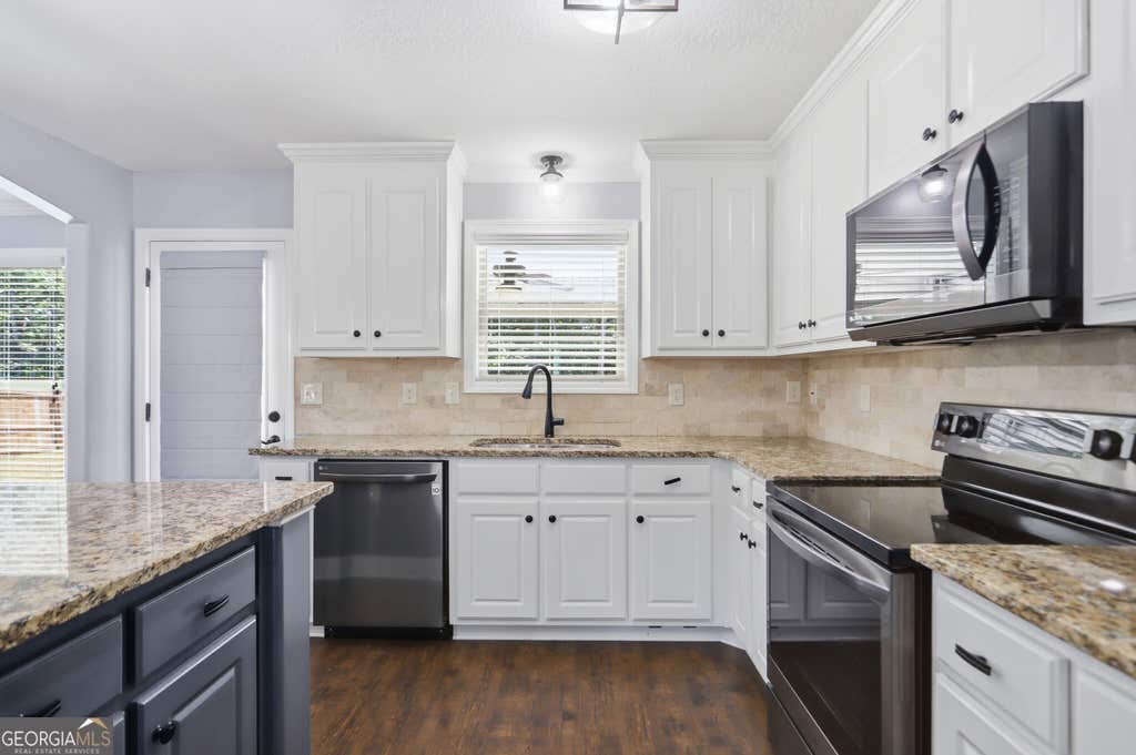 Photo of 144 Briar Rose Boulevard, Jefferson, GA 30549 (MLS # 10832230)