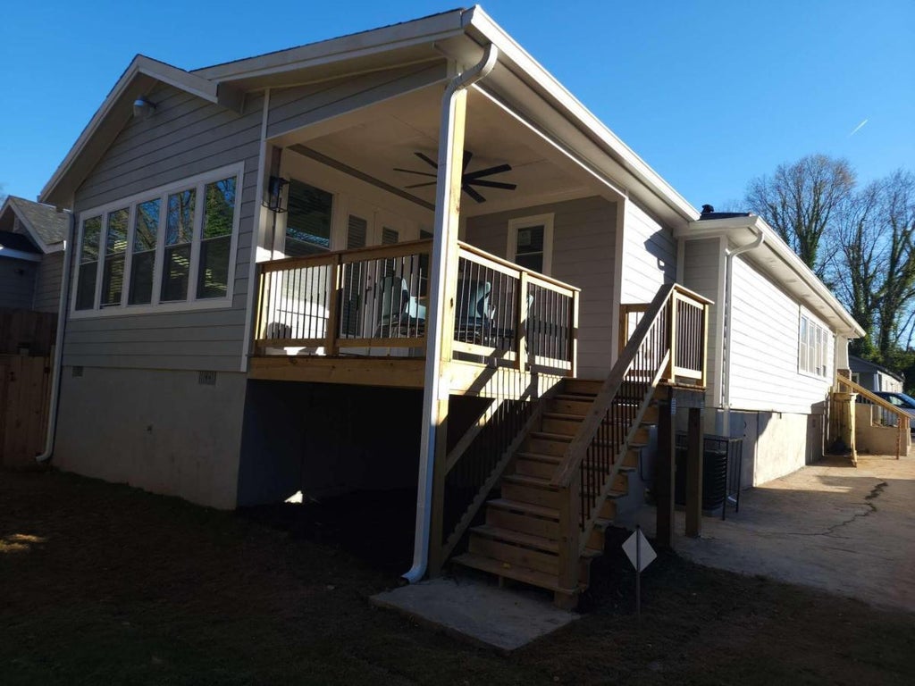 Photo of 1039 Palmetto Avenue SW, Atlanta, GA 30314 (MLS # 10878823)