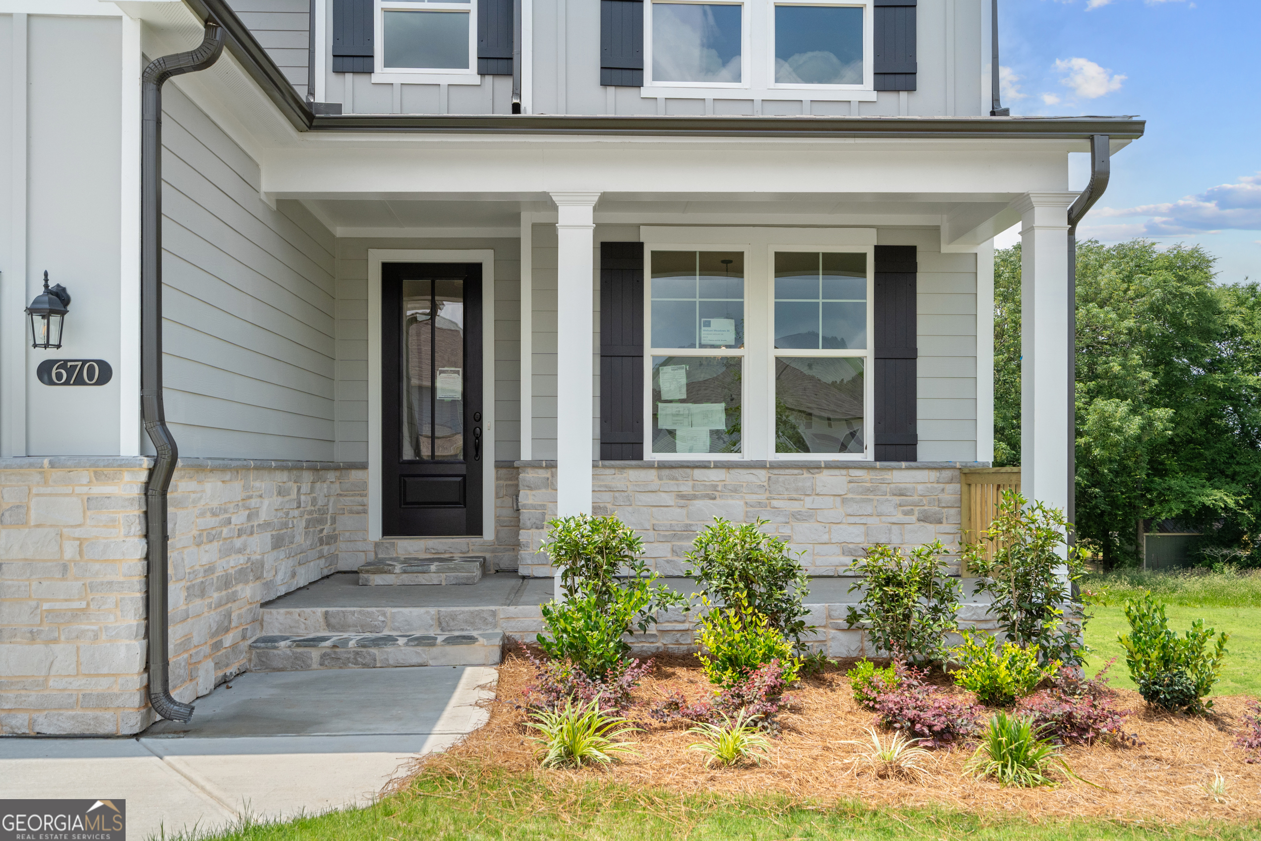 670 Grand Wehunt DR