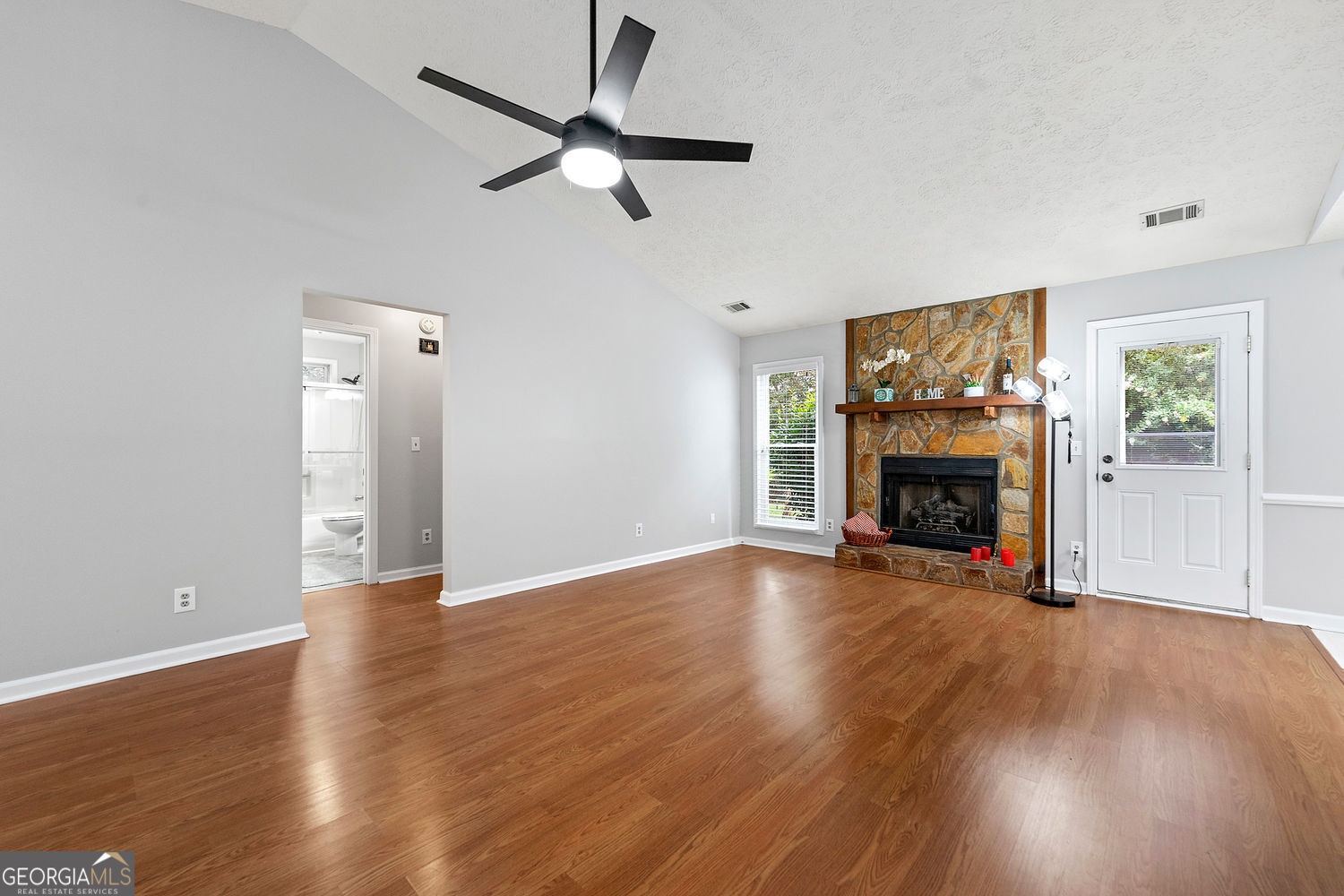 926 River Rock DR