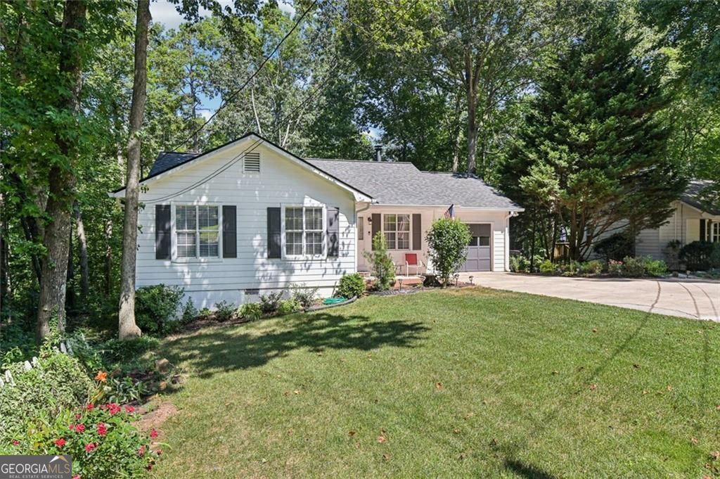 2630 Fleetwood DR