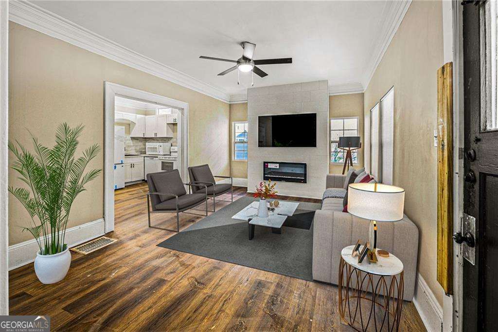 Photo of 684 S Elizabeth Place NW, Atlanta, GA 30318 (MLS # 10688707)