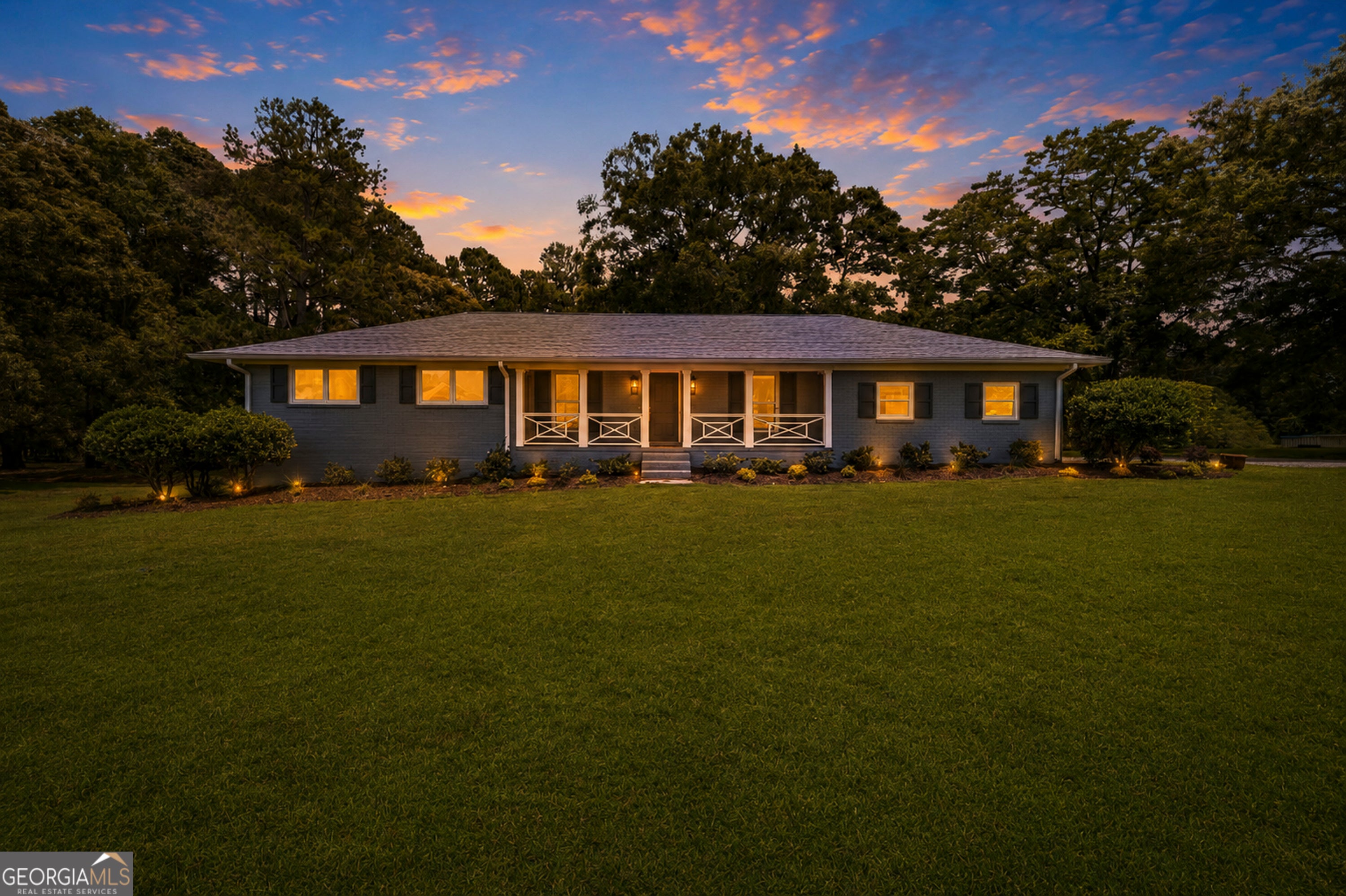 1090 Kenway DR