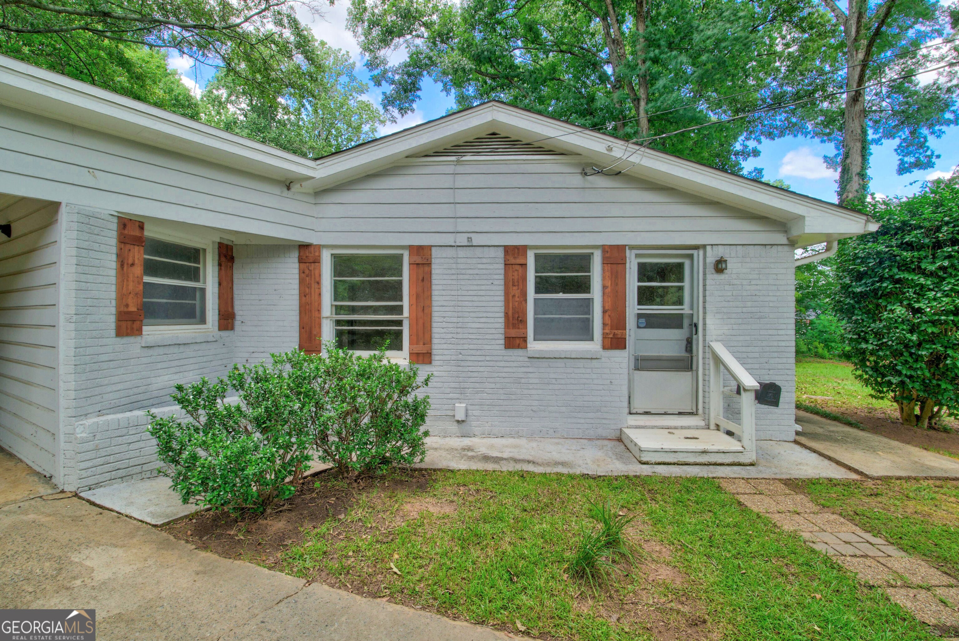 3650 Fred Walker DR SW