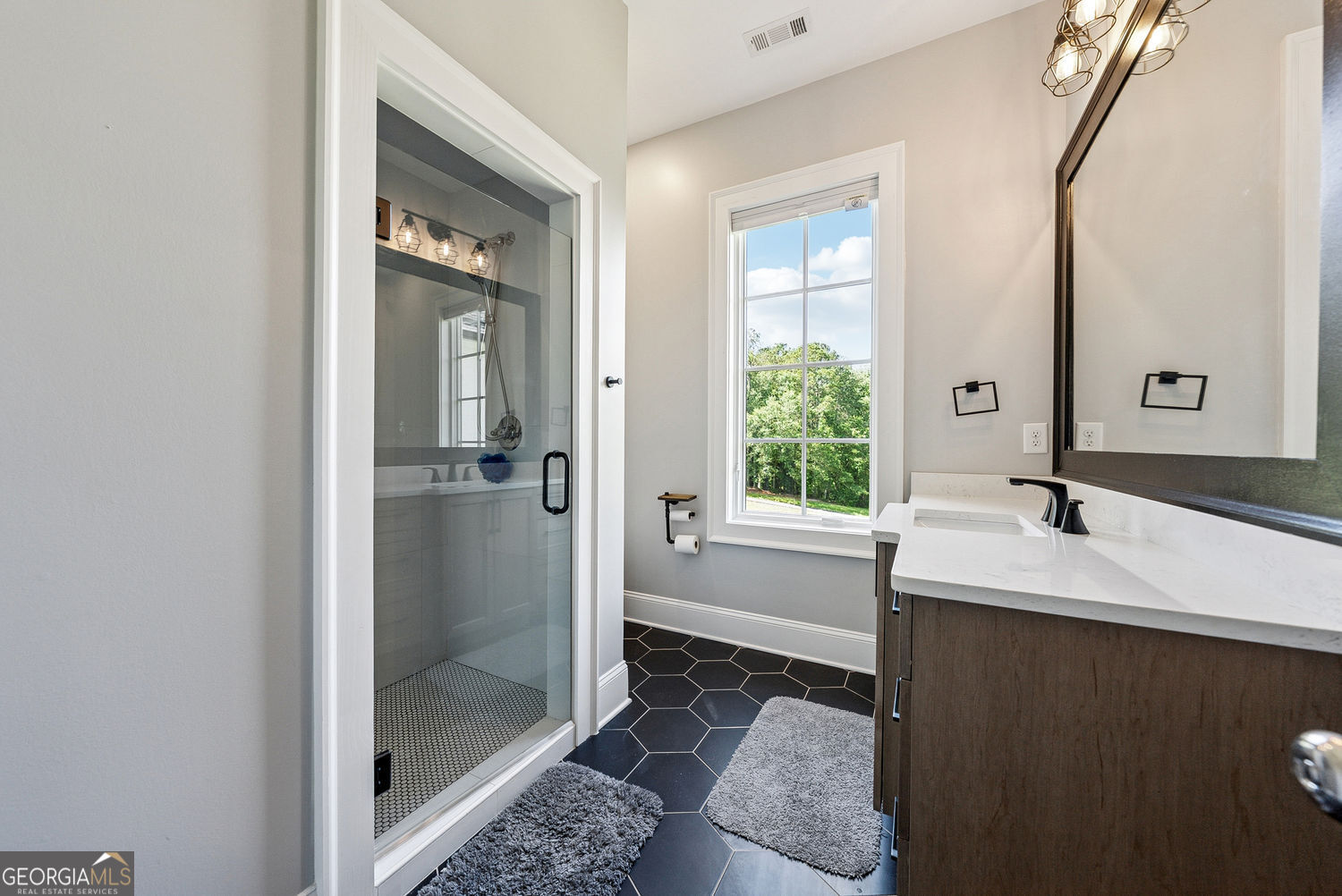 Canton, Georgia 30115, United States, 8 Bedrooms Bedrooms, ,9 BathroomsBathrooms,Residential,Active,170209