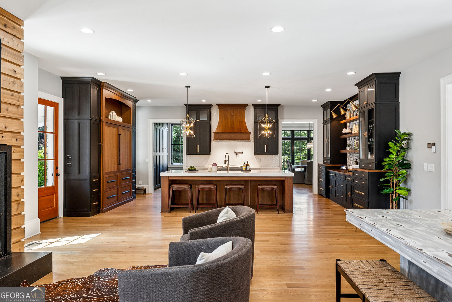 Canton, Georgia 30115, United States, 8 Bedrooms Bedrooms, ,9 BathroomsBathrooms,Residential,Active,170209