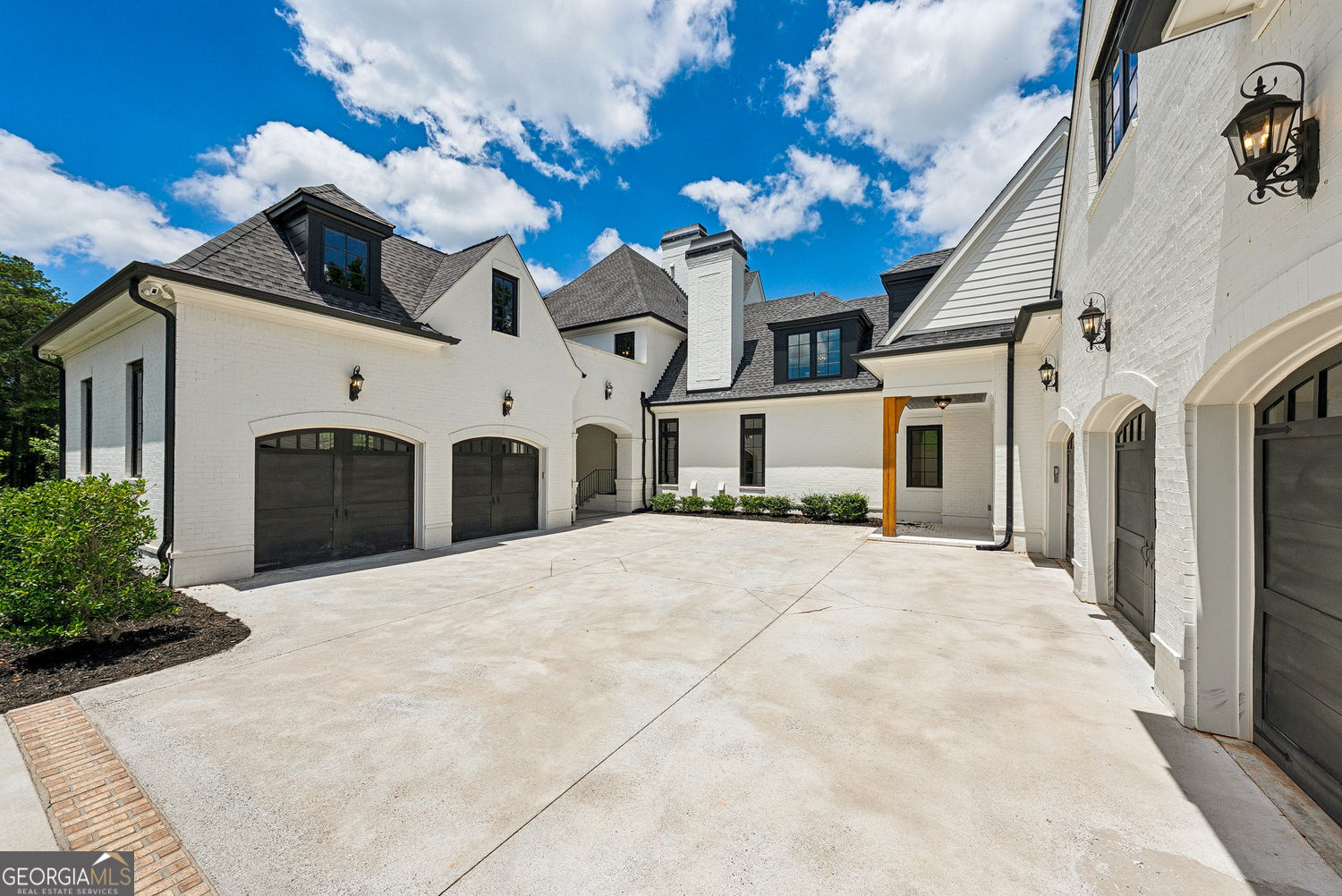 Canton, Georgia 30115, United States, 8 Bedrooms Bedrooms, ,9 BathroomsBathrooms,Residential,Active,170209