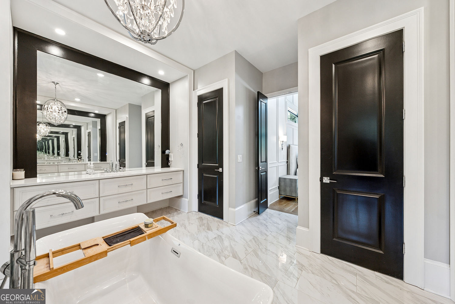 Canton, Georgia 30115, United States, 8 Bedrooms Bedrooms, ,9 BathroomsBathrooms,Residential,Active,170209