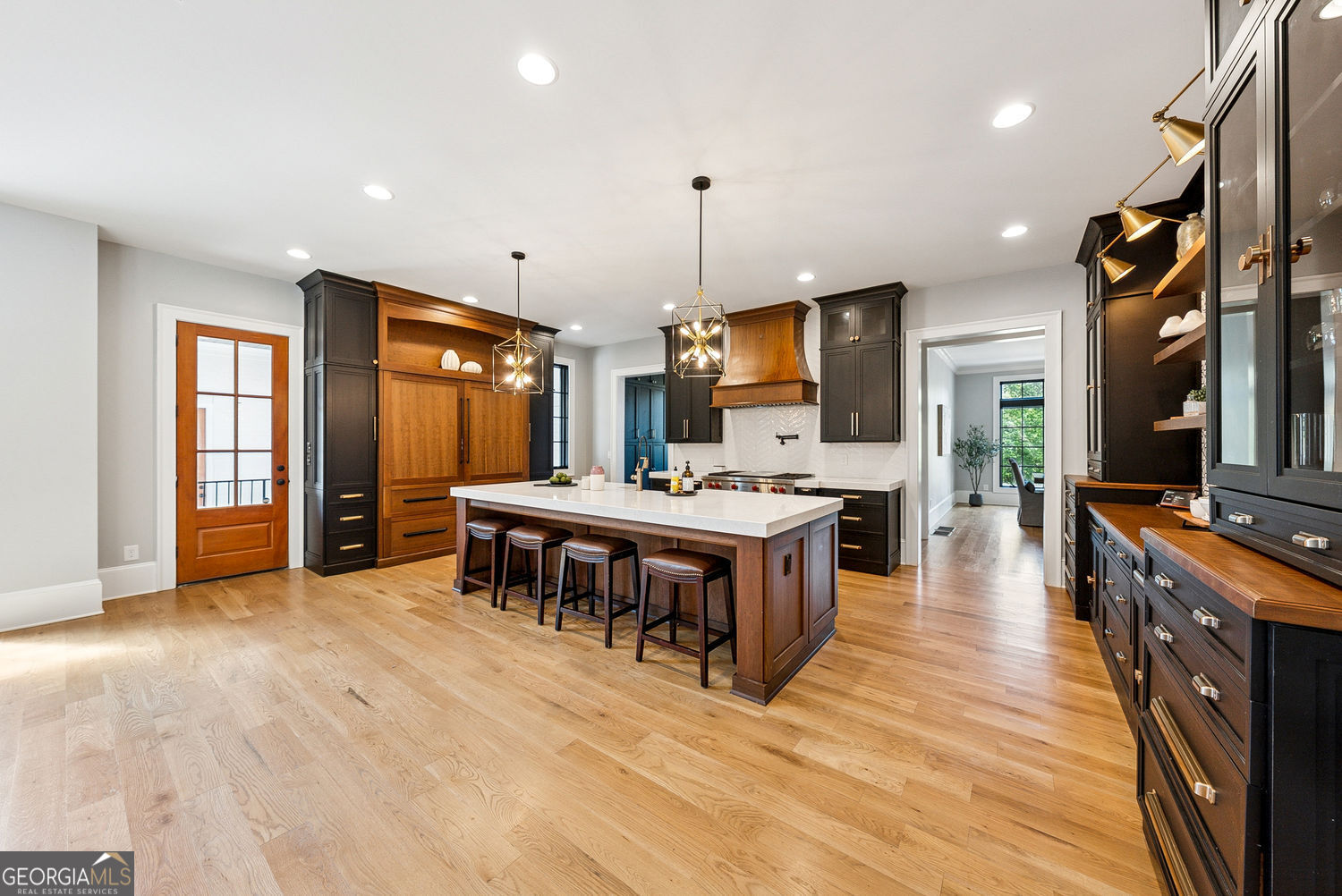 Canton, Georgia 30115, United States, 8 Bedrooms Bedrooms, ,9 BathroomsBathrooms,Residential,Active,170209