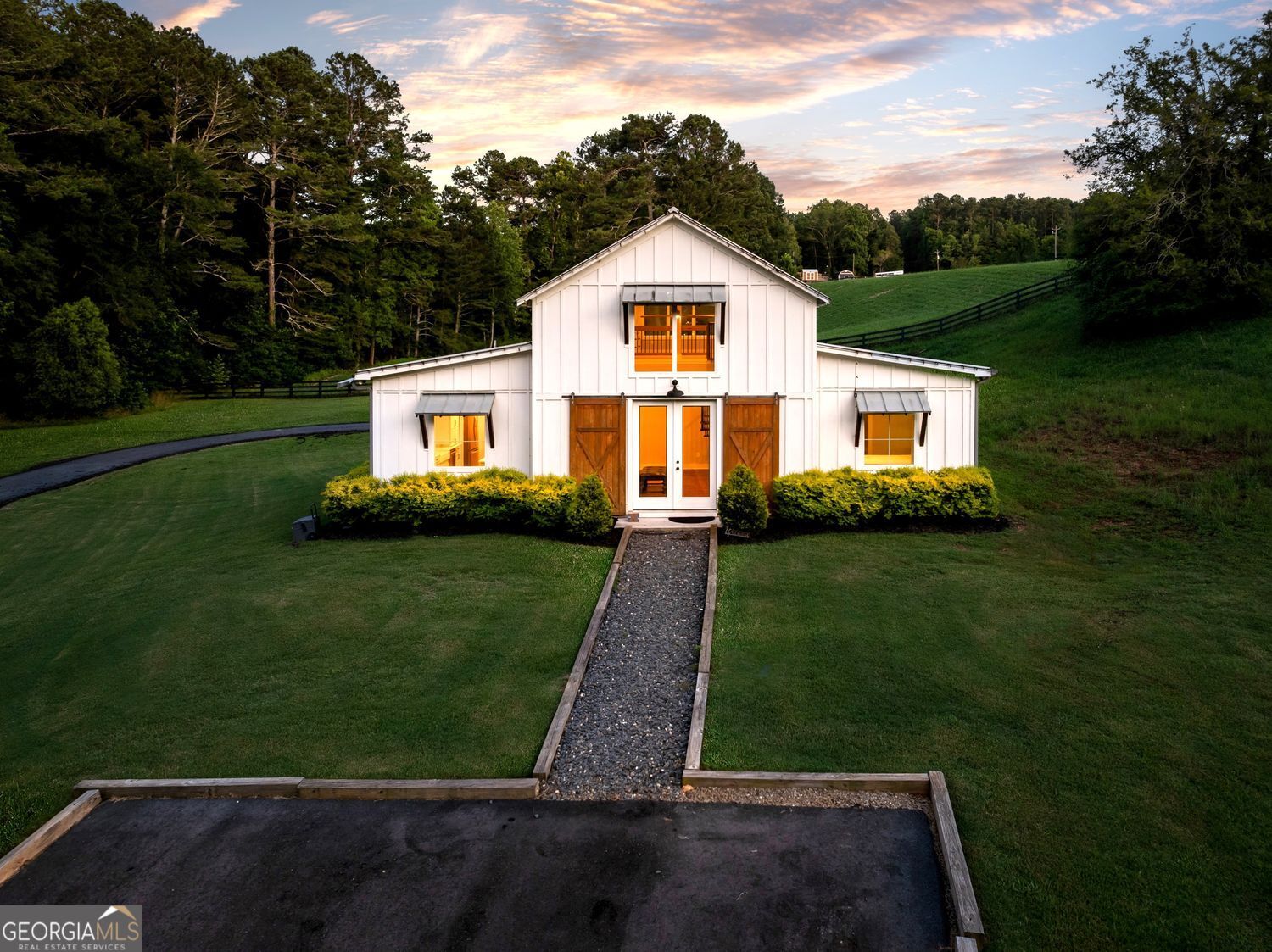 Canton, Georgia 30115, United States, 8 Bedrooms Bedrooms, ,9 BathroomsBathrooms,Residential,Active,170209