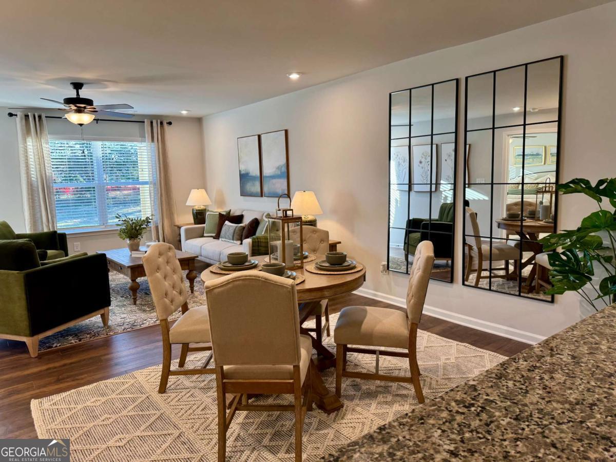 15 Silver Leaf LN 43