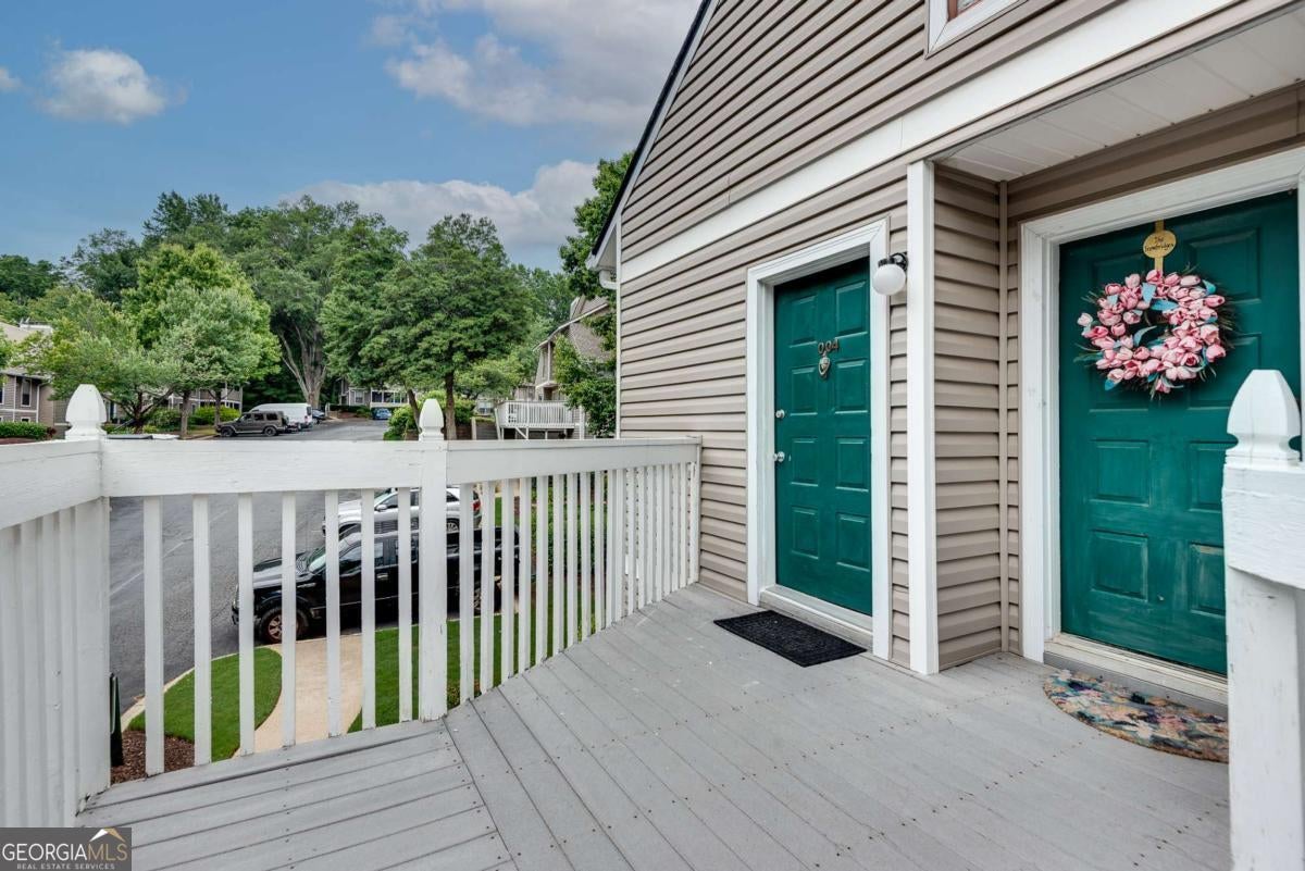 1004 Wynnes Ridge CIR SE