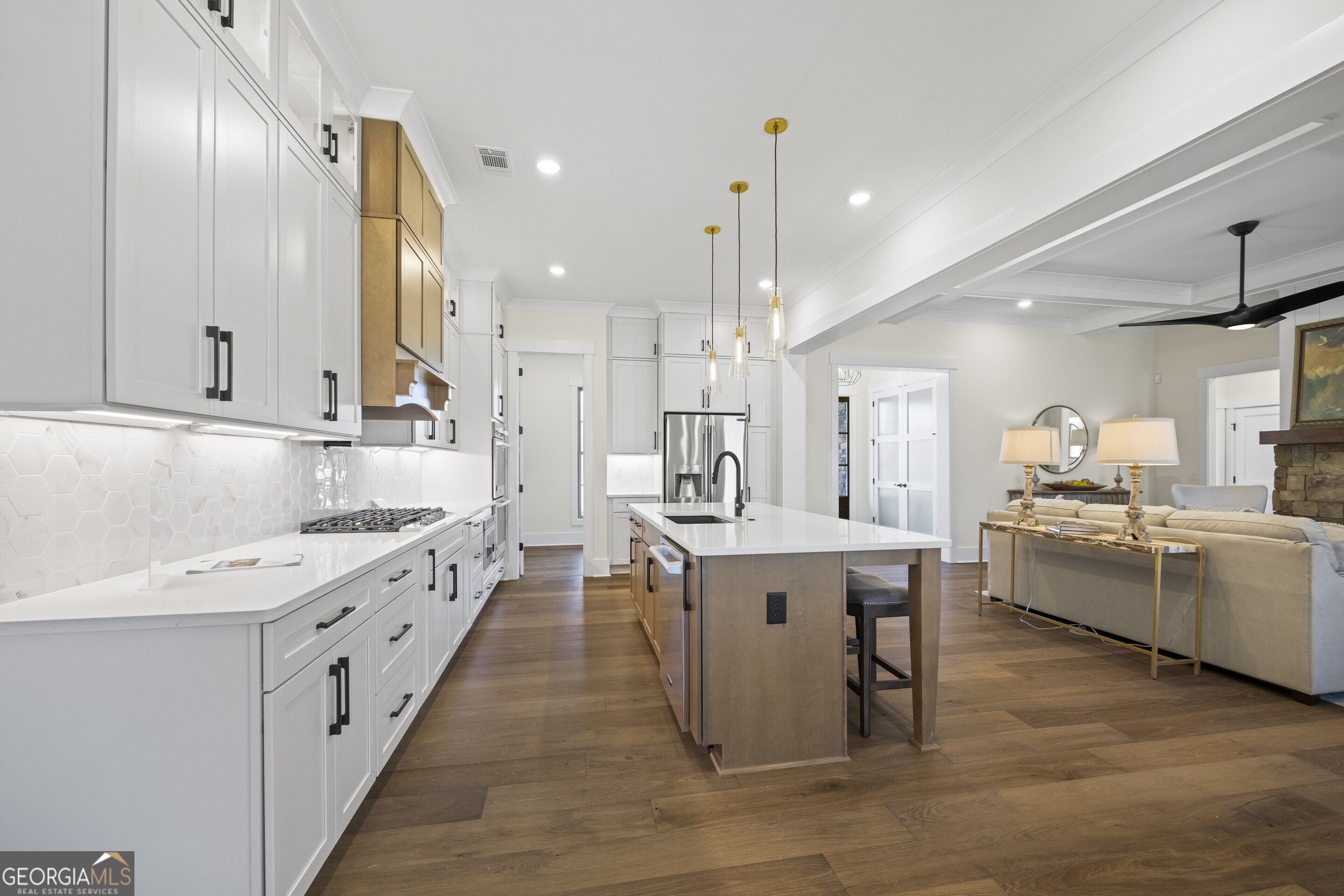 Toccoa, Georgia 30577, United States, 4 Bedrooms Bedrooms, ,4 BathroomsBathrooms,Residential,Active,31137