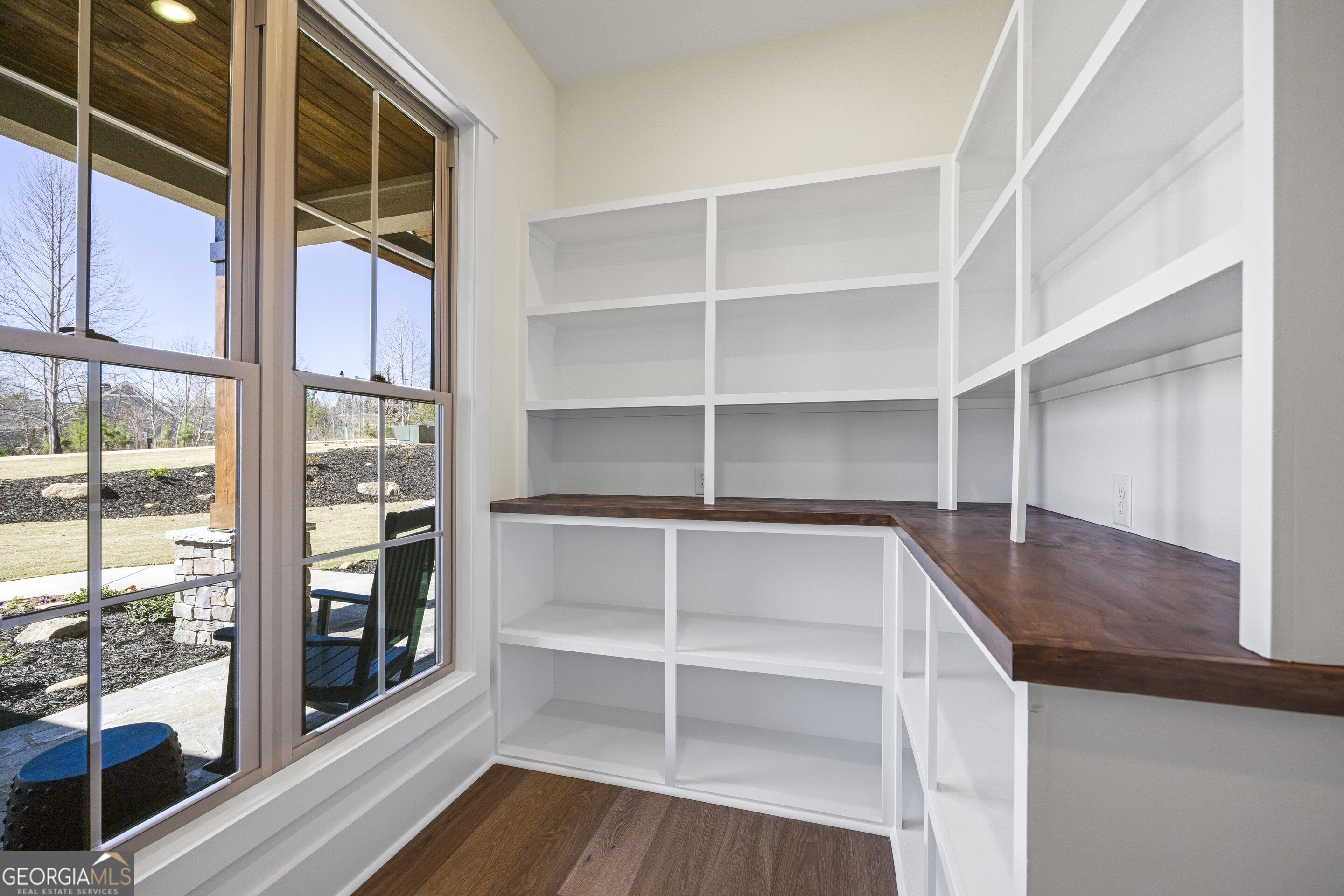 Toccoa, Georgia 30577, United States, 4 Bedrooms Bedrooms, ,4 BathroomsBathrooms,Residential,Active,31137