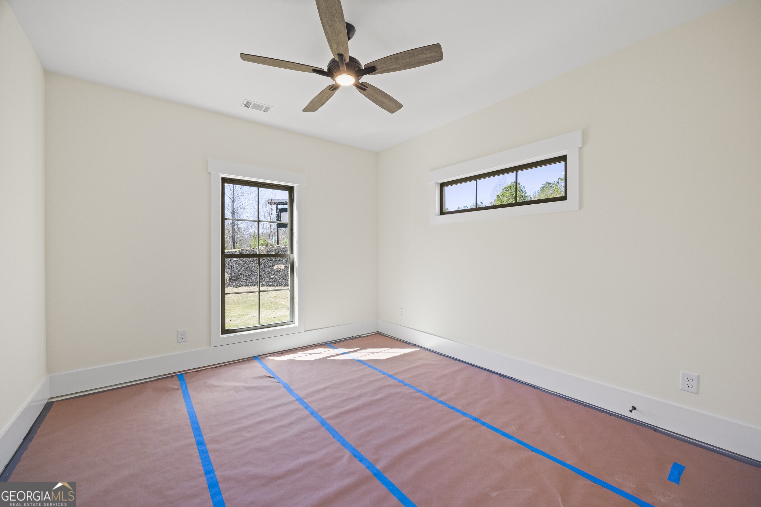 Toccoa, Georgia 30577, United States, 4 Bedrooms Bedrooms, ,4 BathroomsBathrooms,Residential,Active,31137