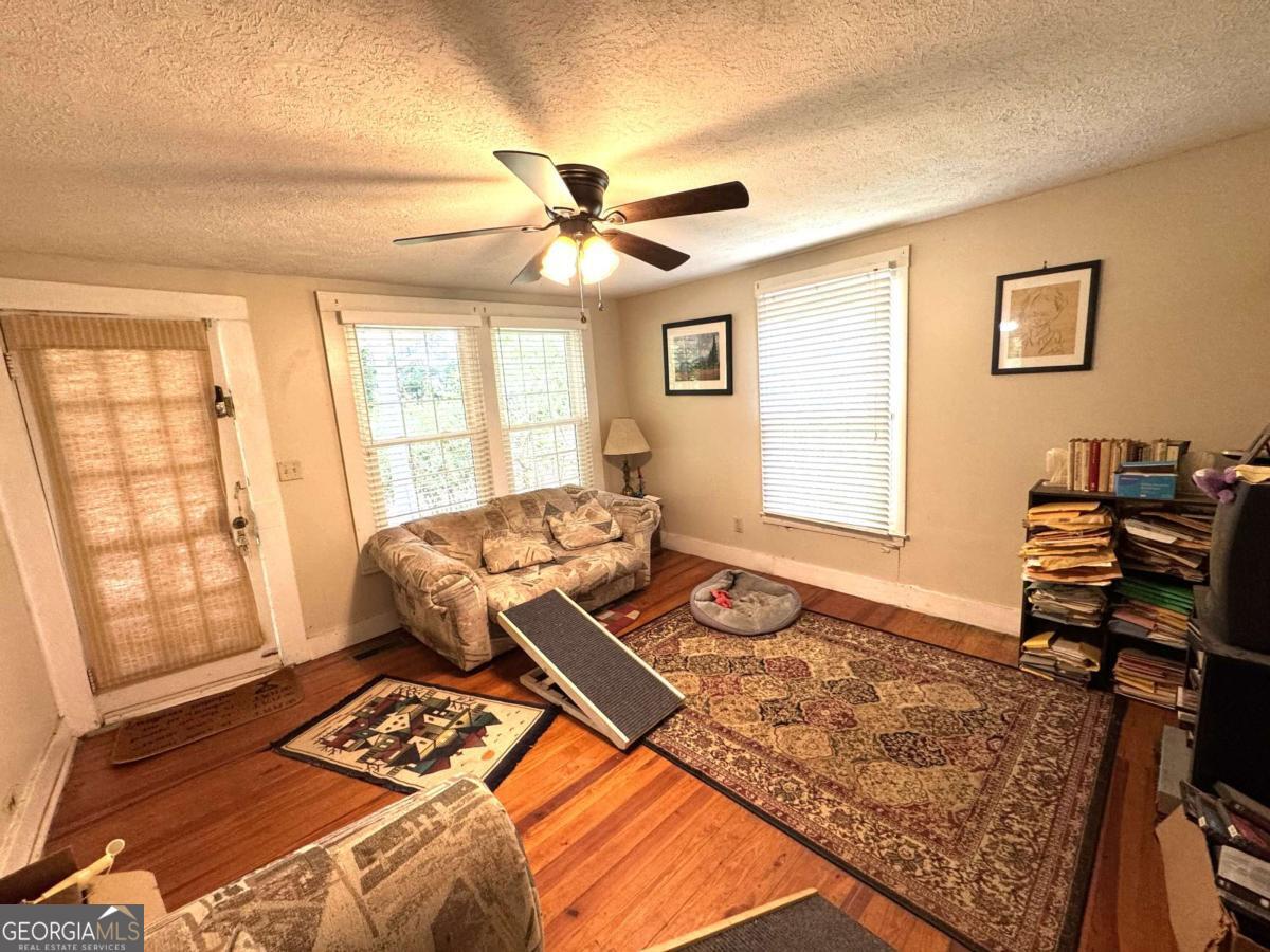 120 Springtree RD