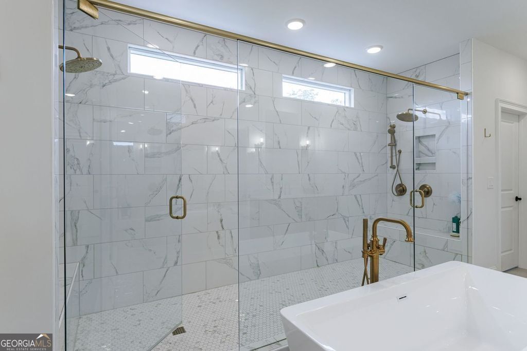 Tanglewood Enclave - Residential