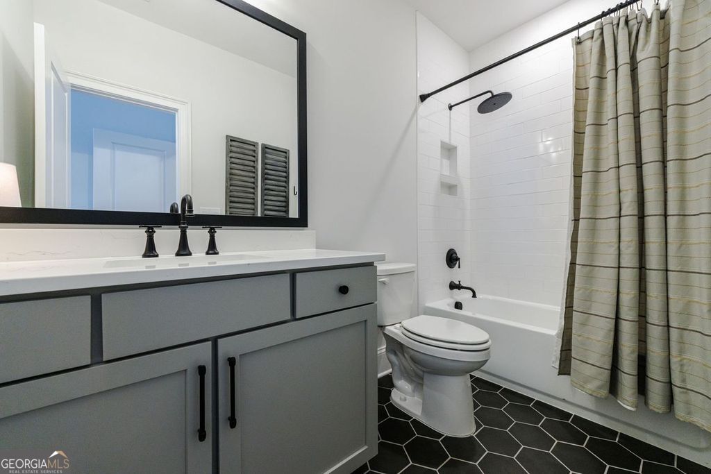 Tanglewood Enclave - Residential