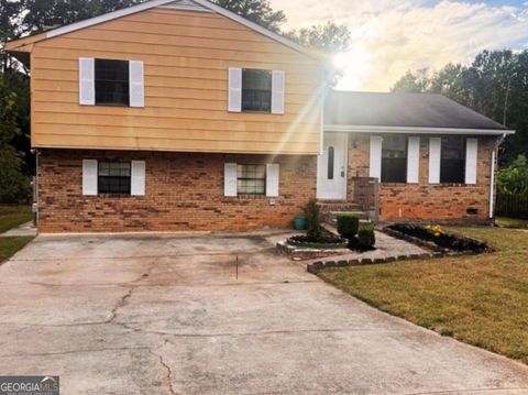 7087 Apache LN Riverdale GA 30274