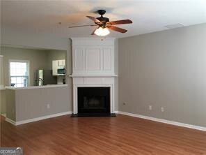 windward pointe - Residential Lease