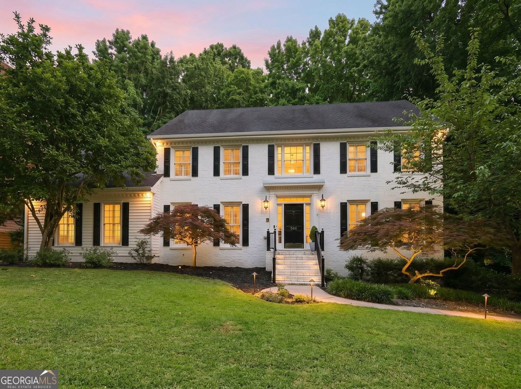 Photo of 898 Byrnwyck Road NE, Atlanta, GA 30319 (MLS # 10764190)