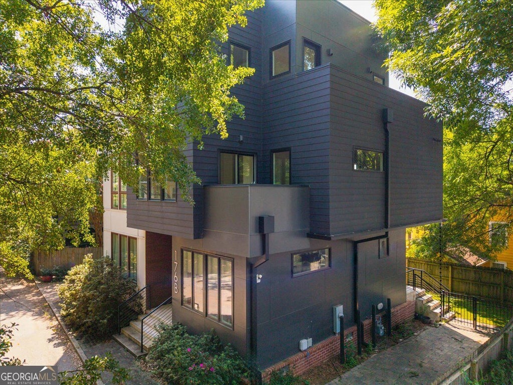 Photo of 176 Sampson Street NE, Atlanta, GA 30312 (MLS # 10834736)