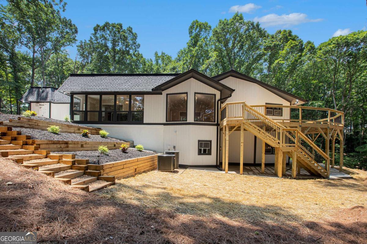9025 Huntcliff TRCE