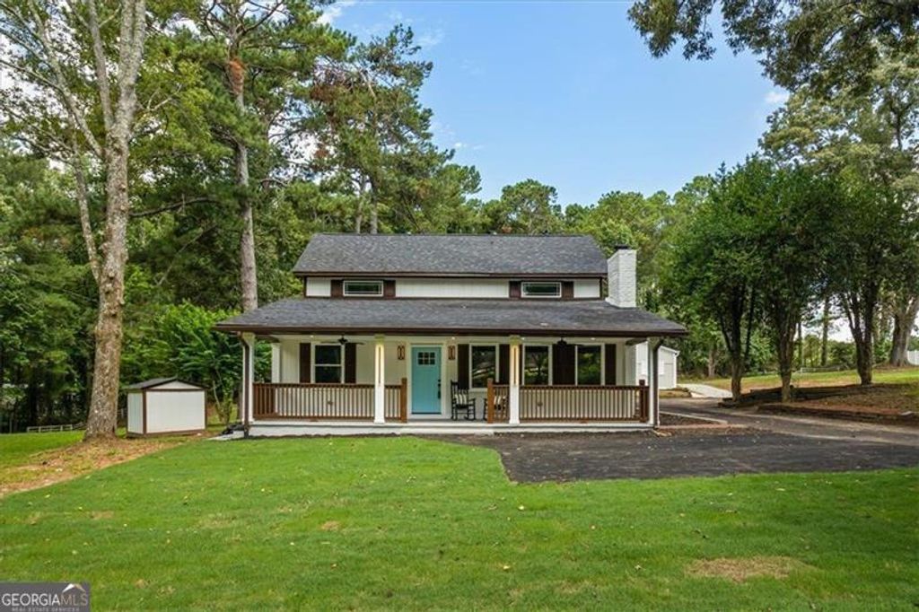 Photo of 724 Cowan Road SE, Conyers, GA 30094 (MLS # 10811207)
