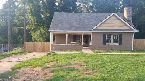 5012 Central DR Stone Mountain GA 30083