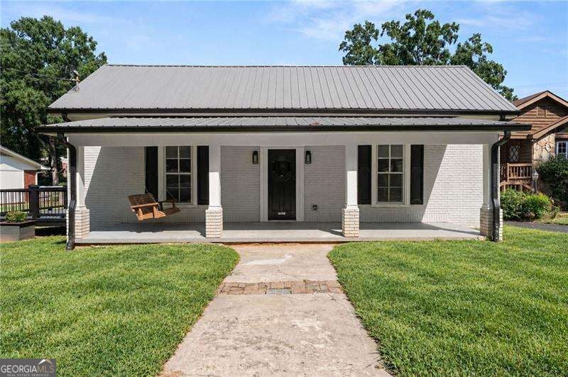 237 N Erwin ST