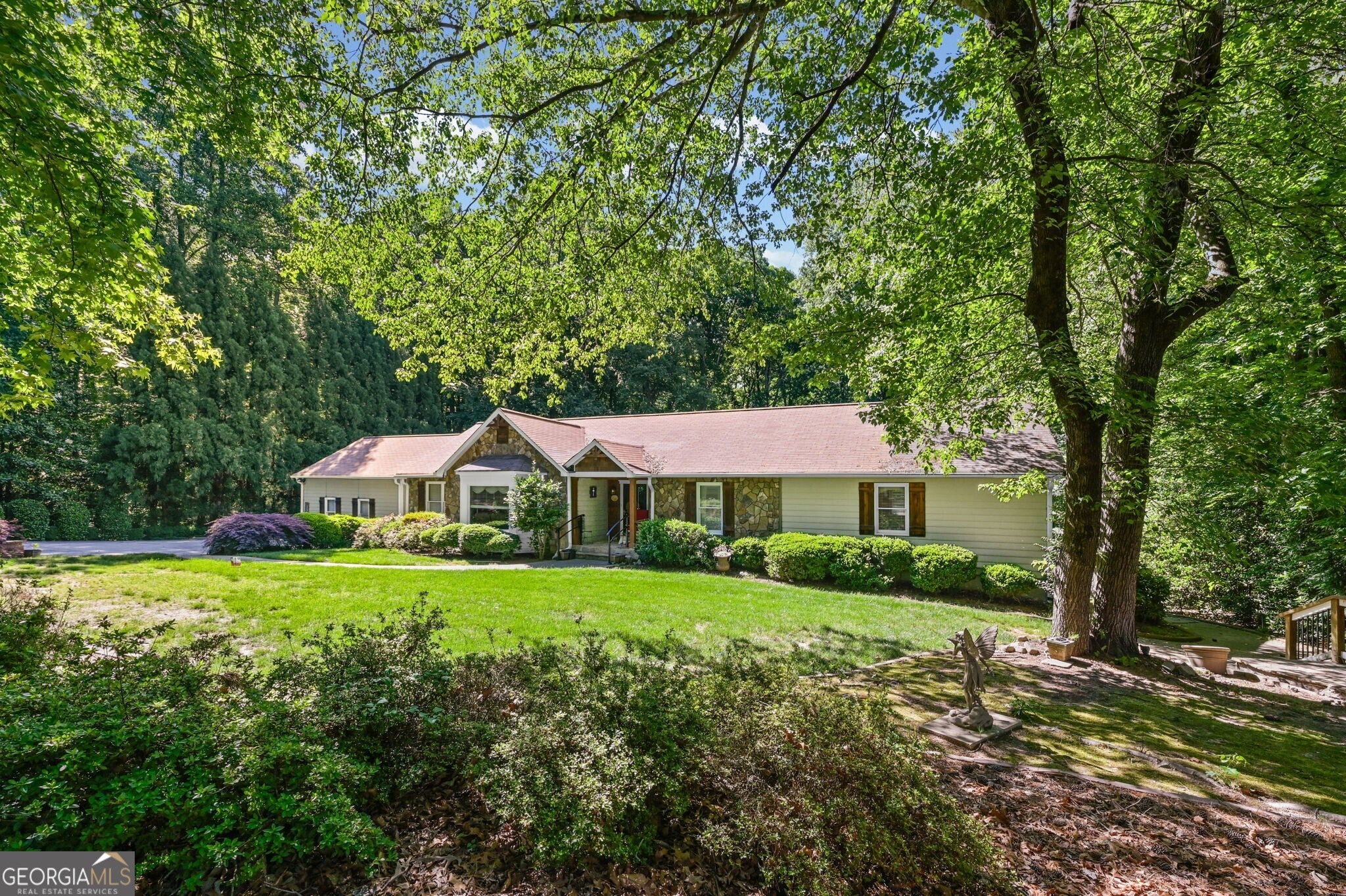 1530 Woodstock RD