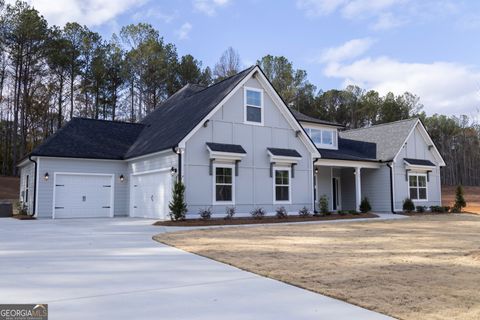 A home in Newnan