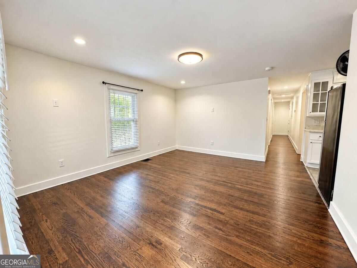 141 Walnut ST SW