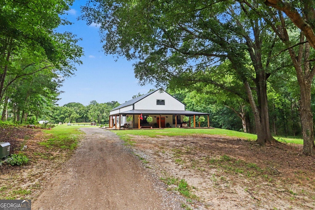 Photo of 125 Mulberry Road, Molena, GA 30258 (MLS # 10819988)