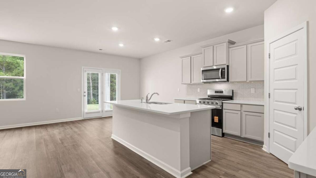 176 Elsa CT