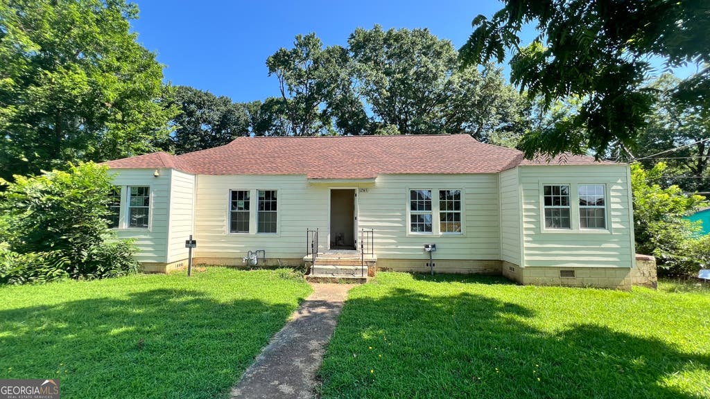 Photo of 1241 Lyle Avenue, East point, GA 30344 (MLS # 10819190)