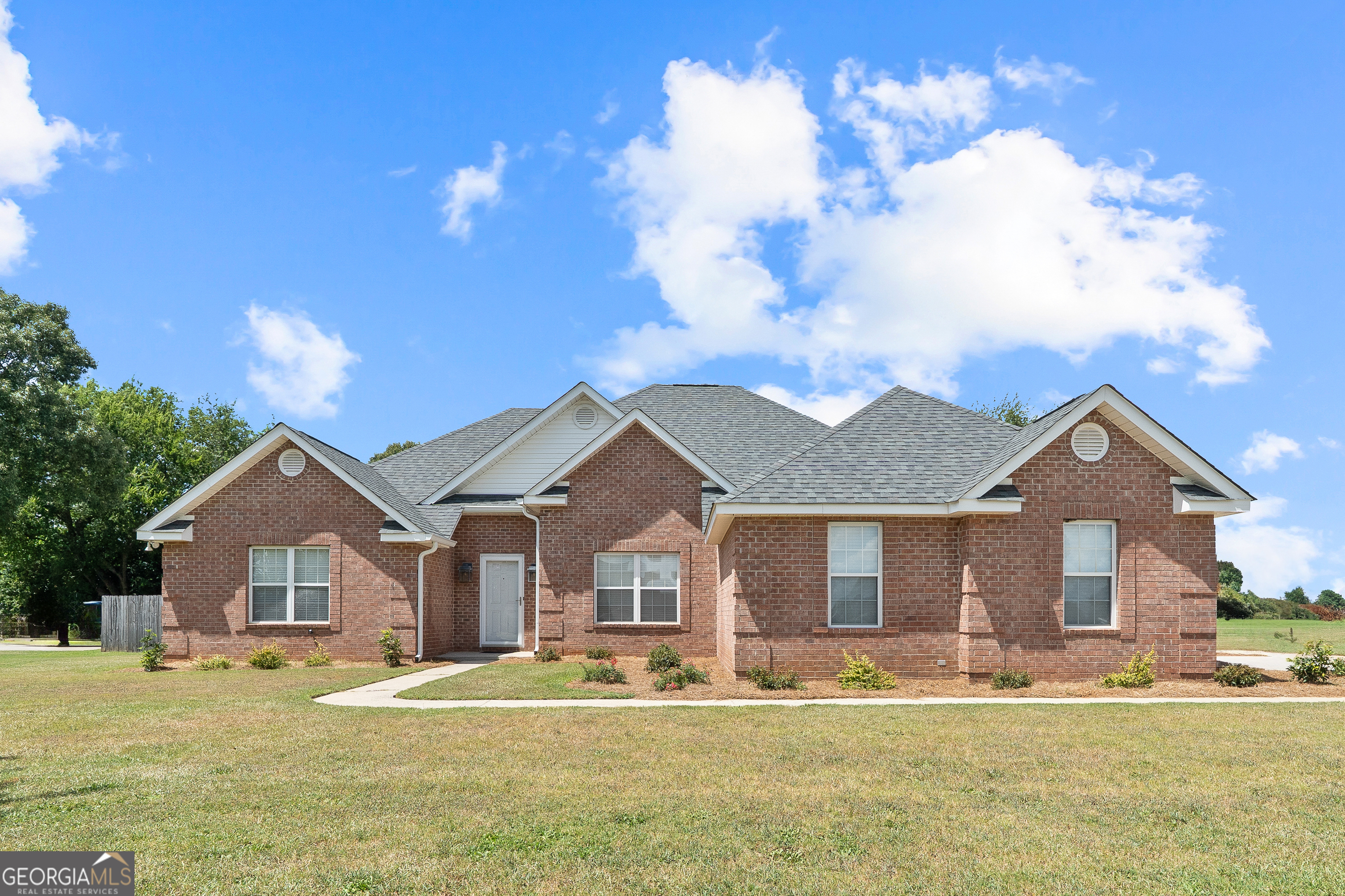 Are you looking for basically brand new? This home is about as new as it can get! New roof, new privacy fence, new light fixtures, new flooring throughout, new ceiling fans, new toilets, new master bathroom vanity, new guest bath vanity, all new kitchen appliances, new farmhouse sink, new backsplash, new countertops, new backyard storm door, etc. Did I mention almost everything is new?! With 4 bedrooms and 3 full bathrooms, this home is all one level with a split floor plan and an open living area. The backyard is large and flat with plenty of space to enjoy and host events. Perhaps a pool is in your future? This home also has a 2 car garage. Give me a call for your private showing today and make this one yours!