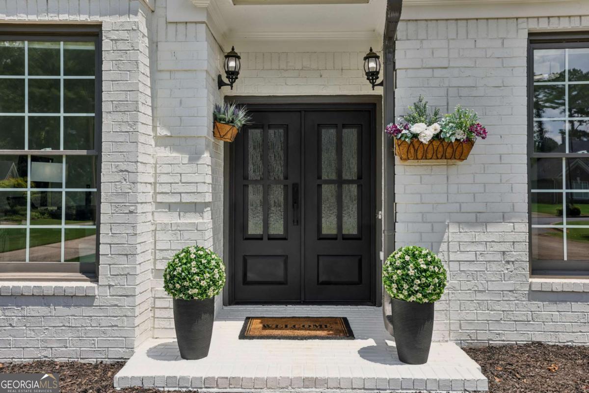 570 Arbor North WAY