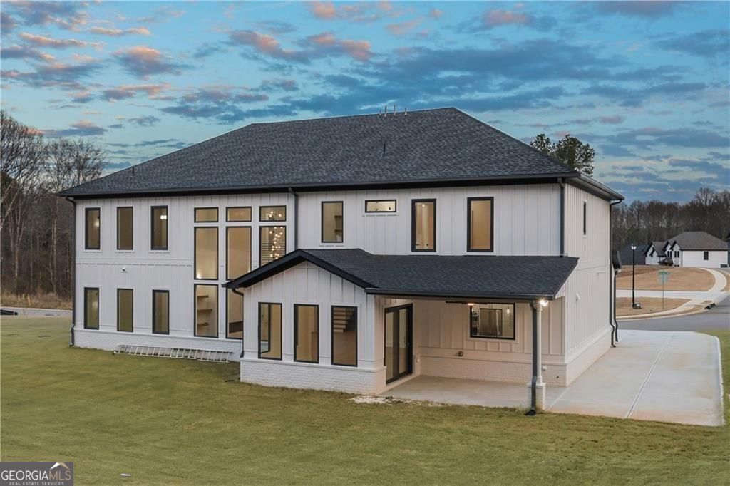 93 Rocky Ridge WAY