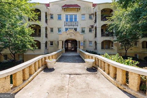 Photo of 2855 Peachtree Road NE #116, Atlanta, GA 30305 (MLS # 10844285)