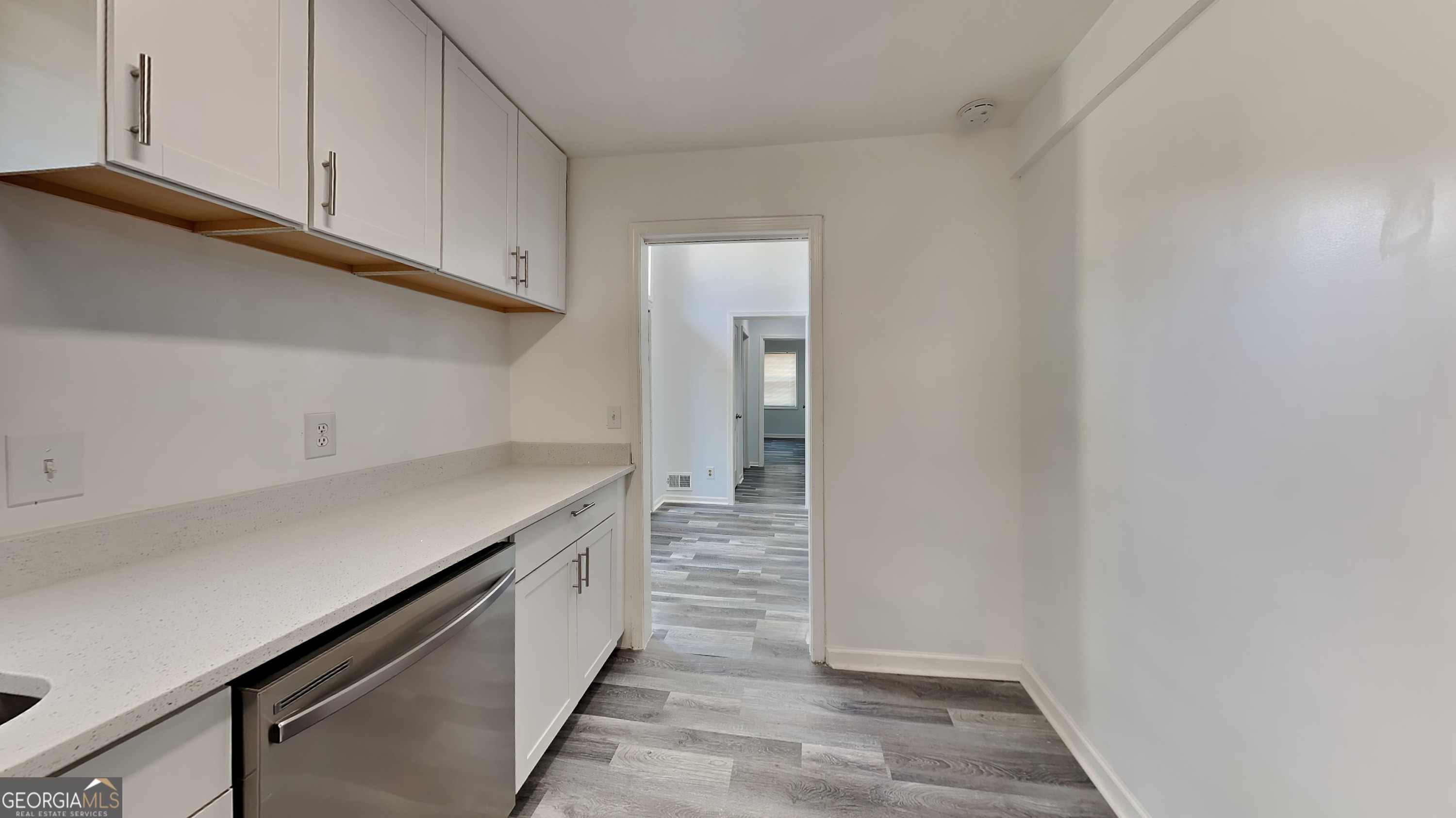 4193 Port Chester WAY