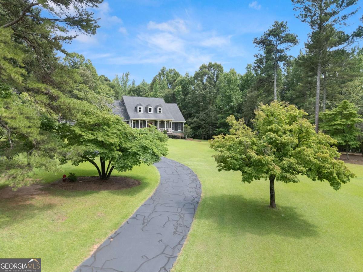 924 James Powers RD