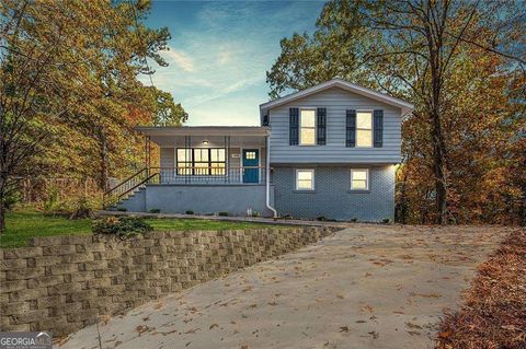 Photo of 1056 Azalea Circle, Marietta, GA 30062 (MLS # 10618541)