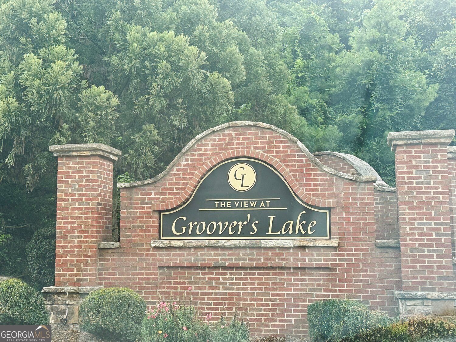 2734 Jordan LN