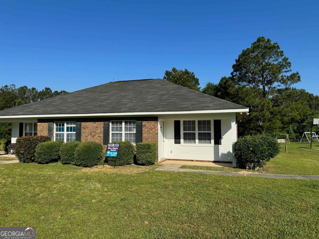 Photo of 609 Yorktown Place #B, Statesboro, GA 30458 (MLS # 10729453)